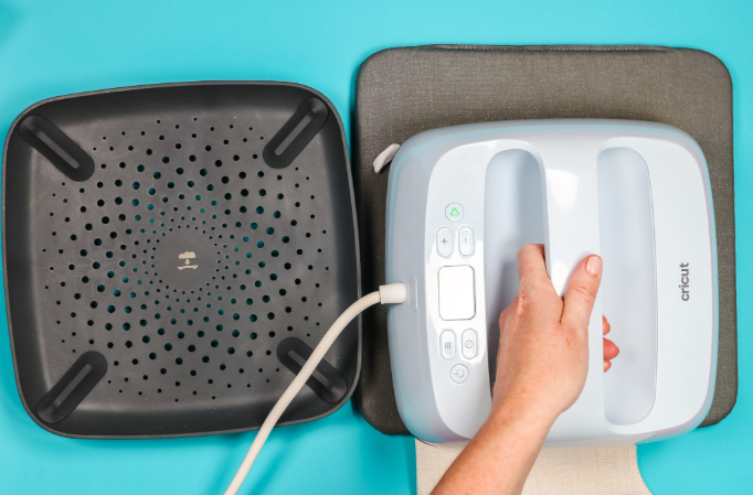 learn-how-to-use-the-cricut-heat-press-tutorial-guide